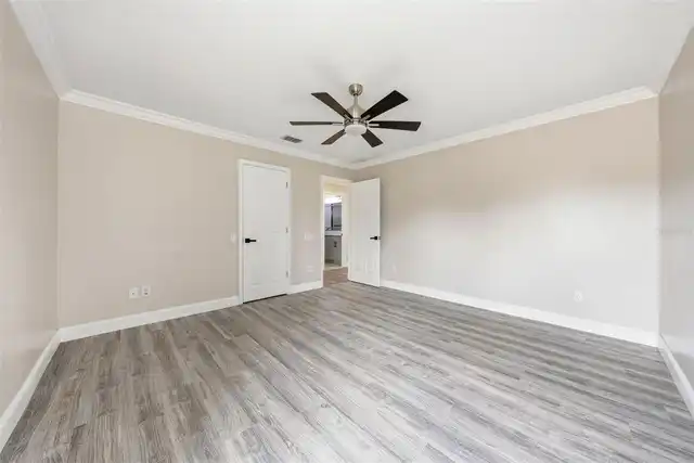 Listing Photo 33