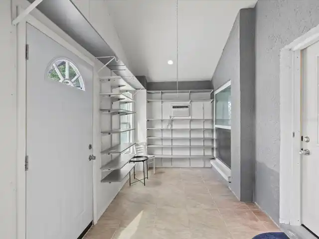 Listing Photo 19