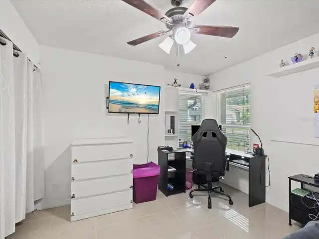 Listing Photo 22