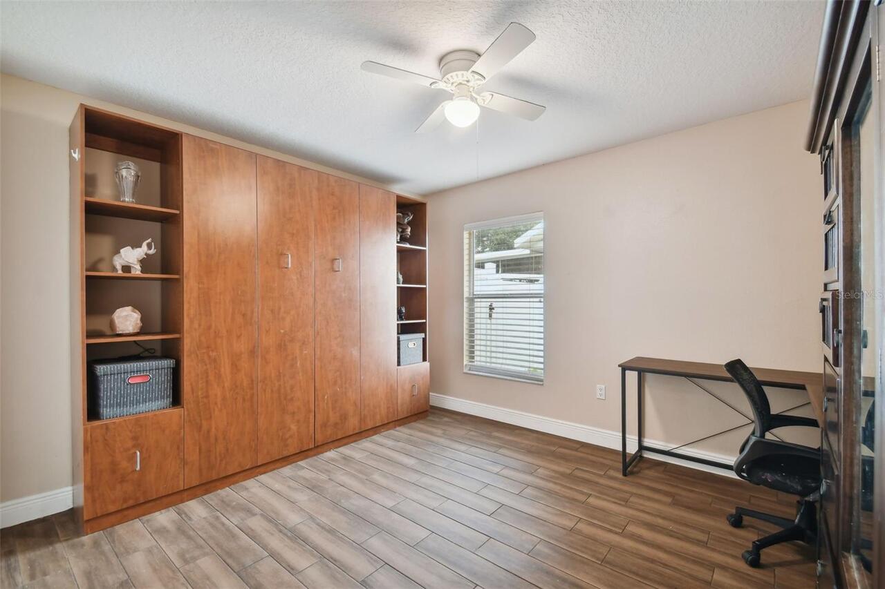 Listing Photo 17