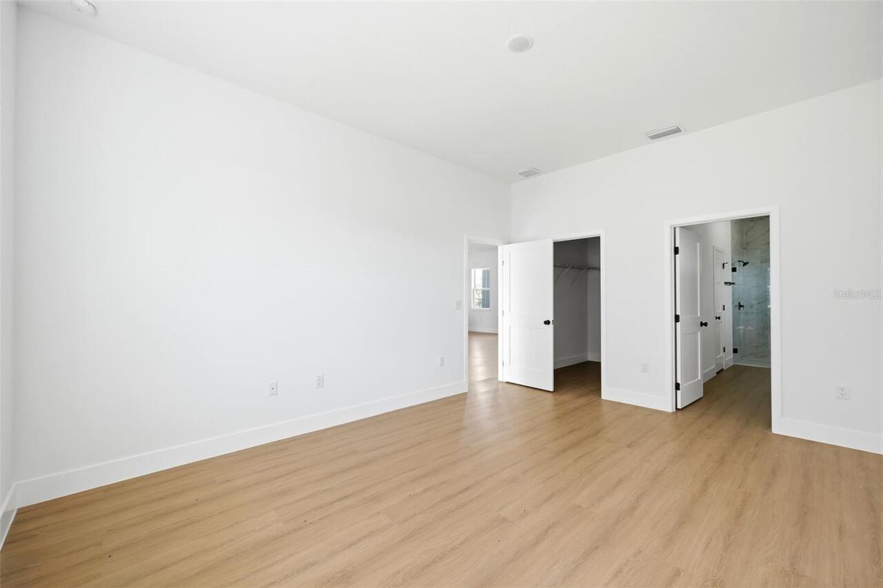 Listing Photo 24