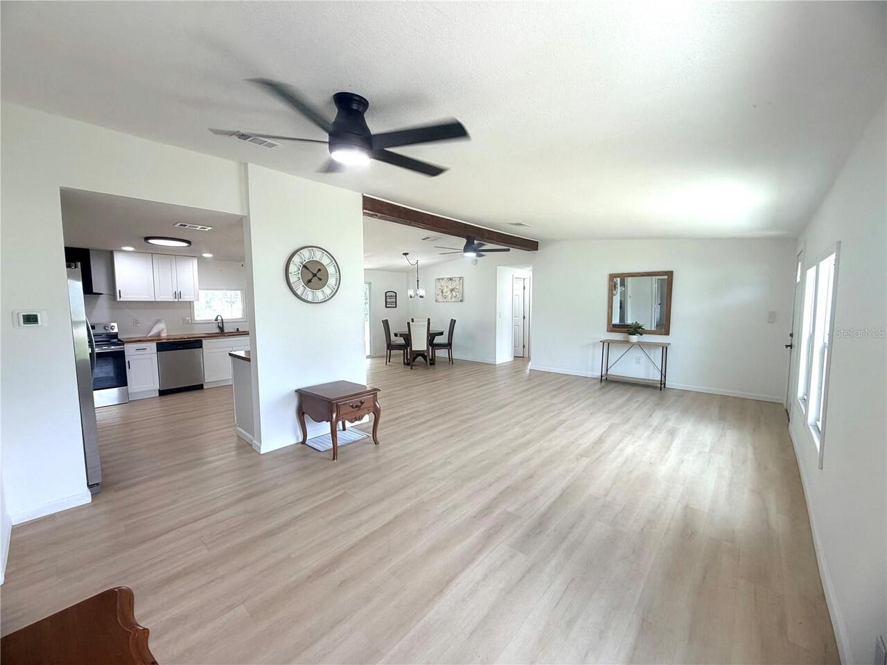 Listing Photo 9