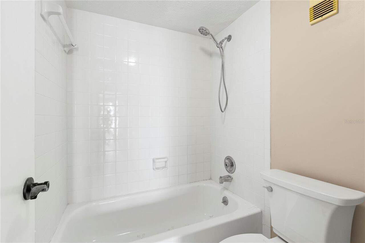 Listing Photo 24