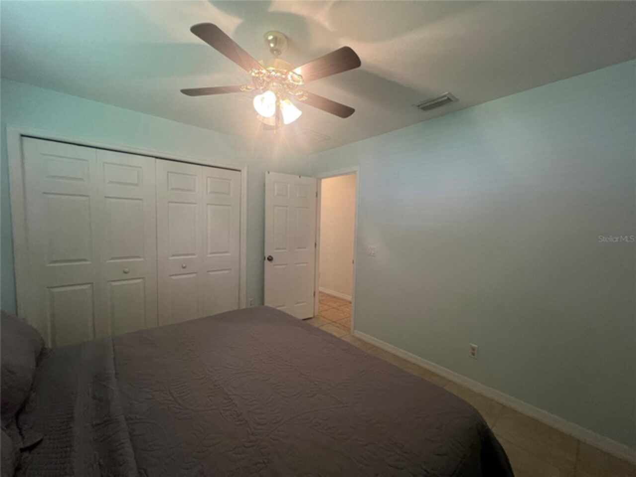 Listing Photo 10