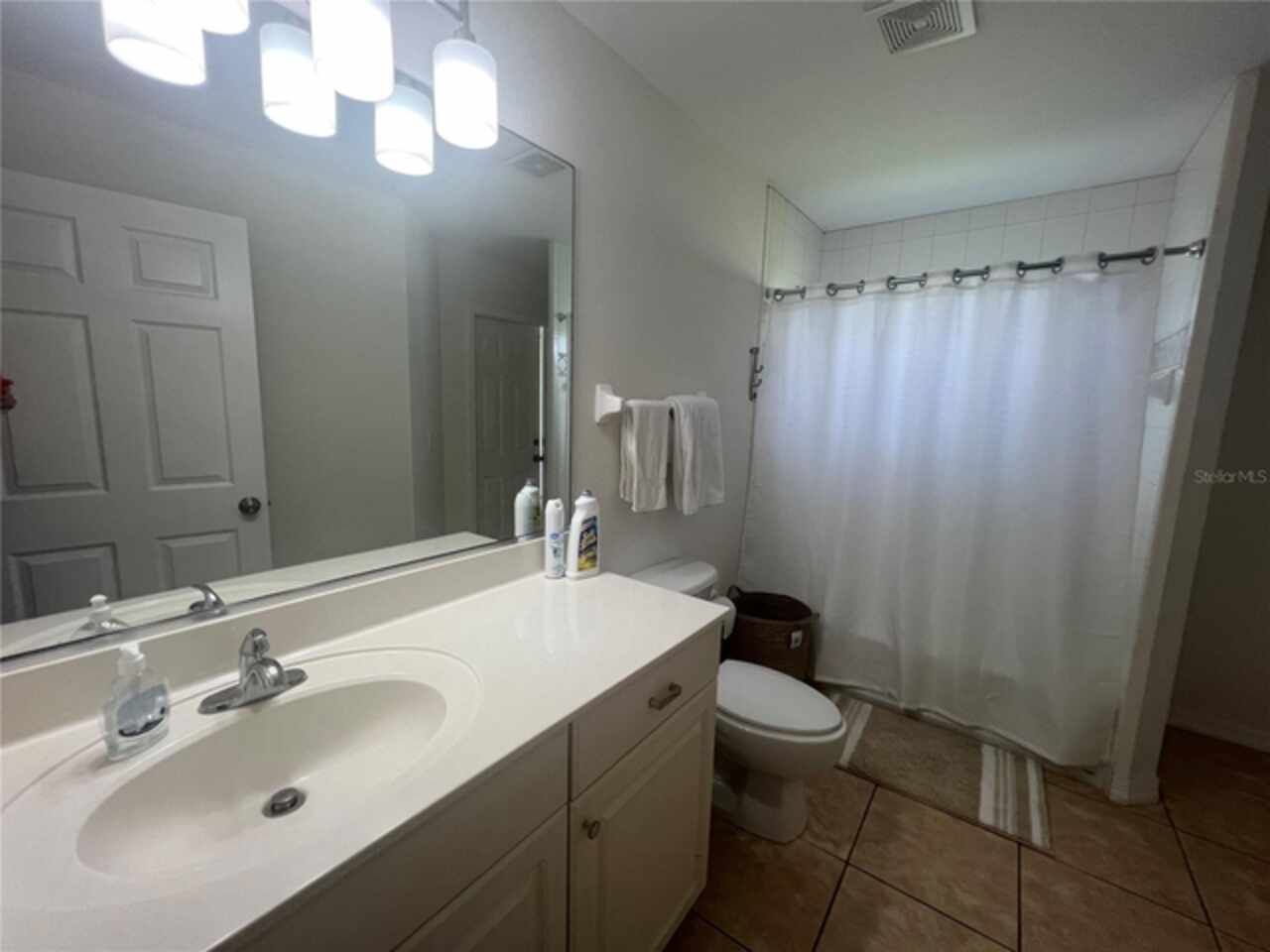 Listing Photo 12