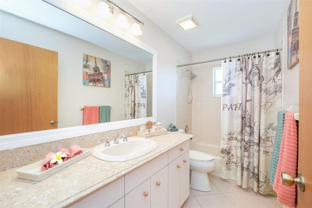 Listing Photo 28