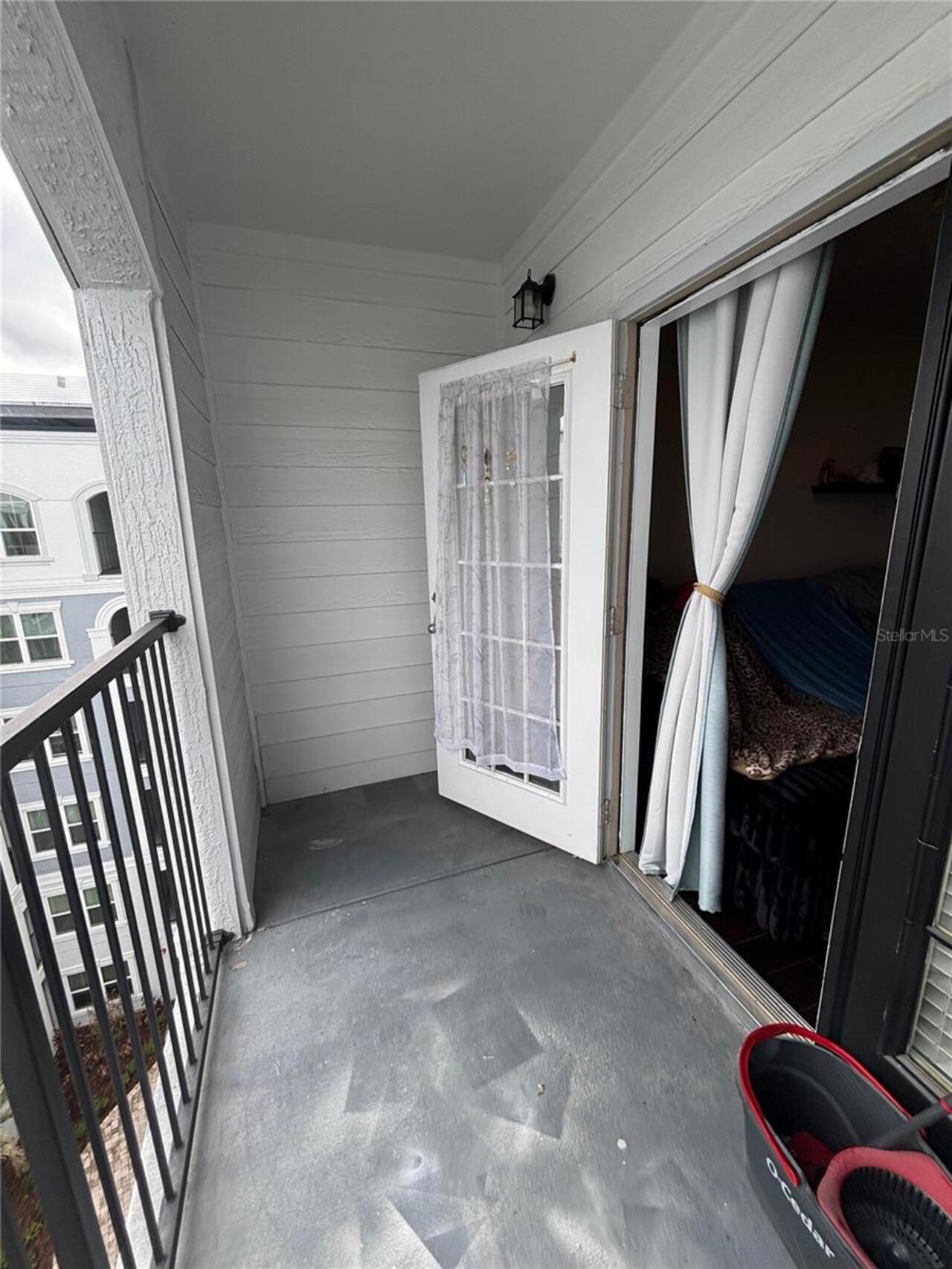 Listing Photo 12