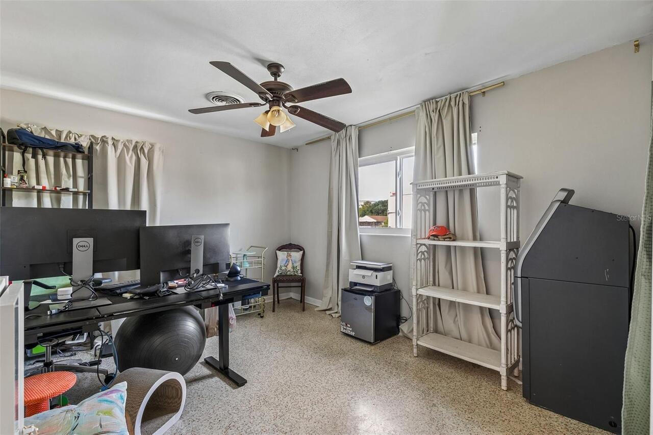 Listing Photo 16