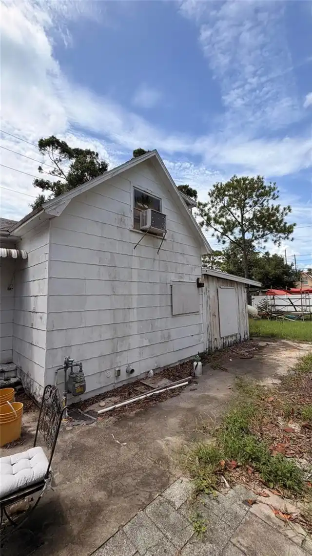 Listing Photo 8