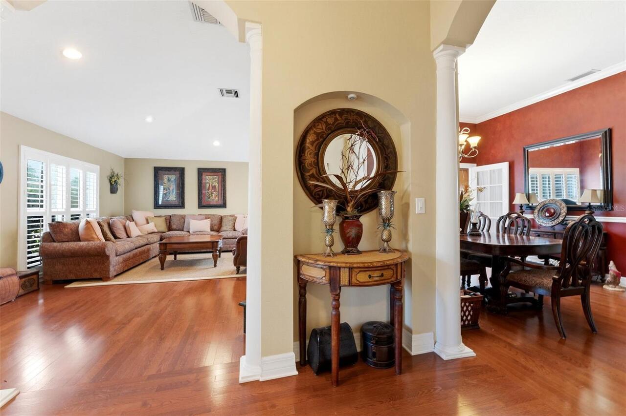 Listing Photo 8