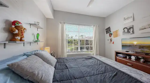 Listing Photo 15