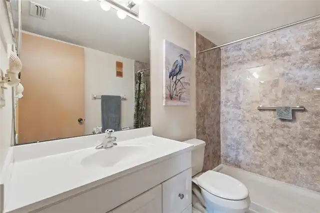 Listing Photo 12