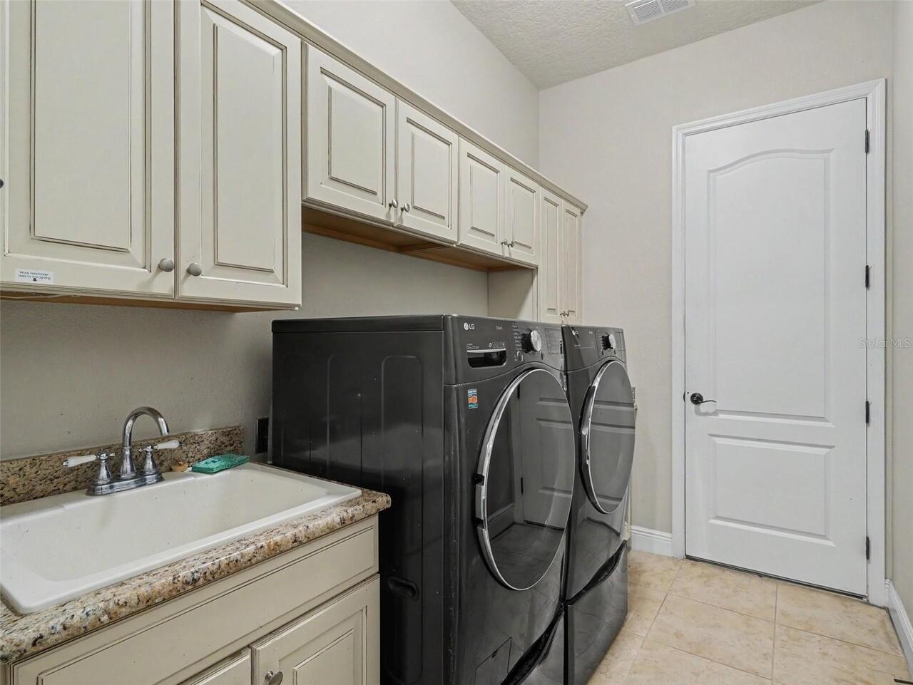Listing Photo 35