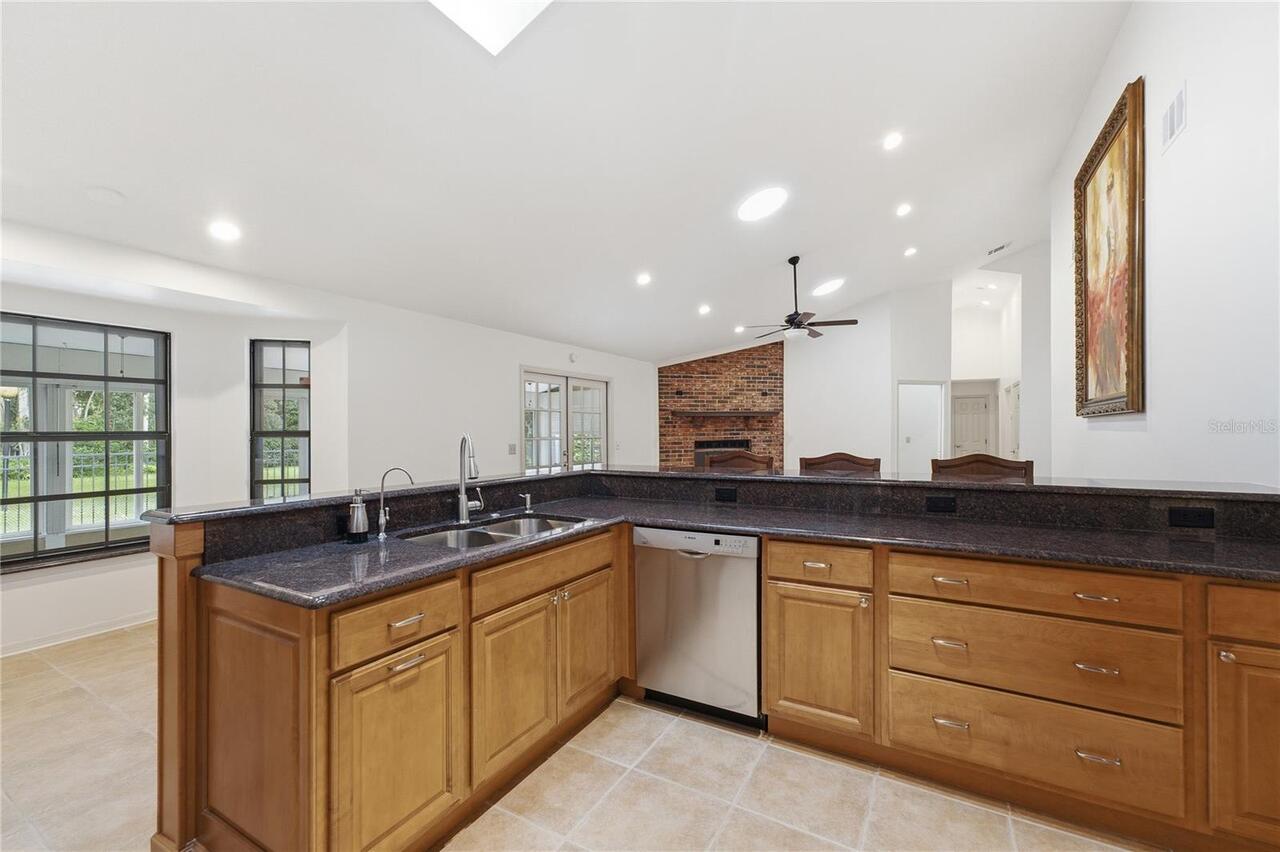 Listing Photo 21