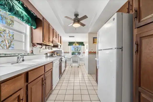 Listing Photo 15