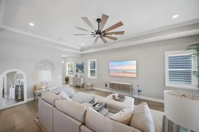Listing Photo 10