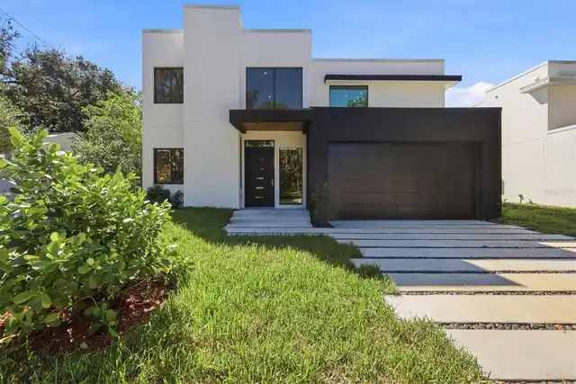 Sarasota Real Estate