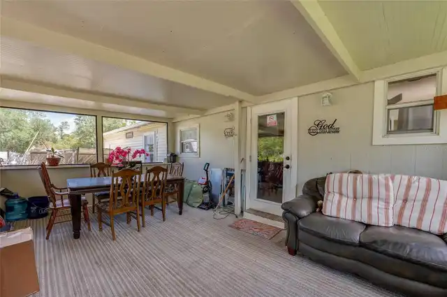 Listing Photo 9