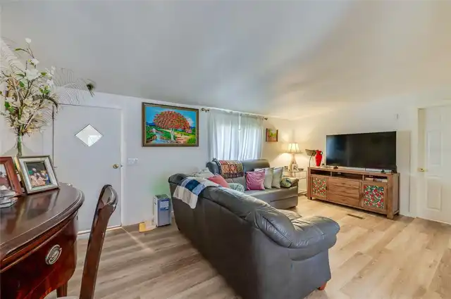 Listing Photo 14