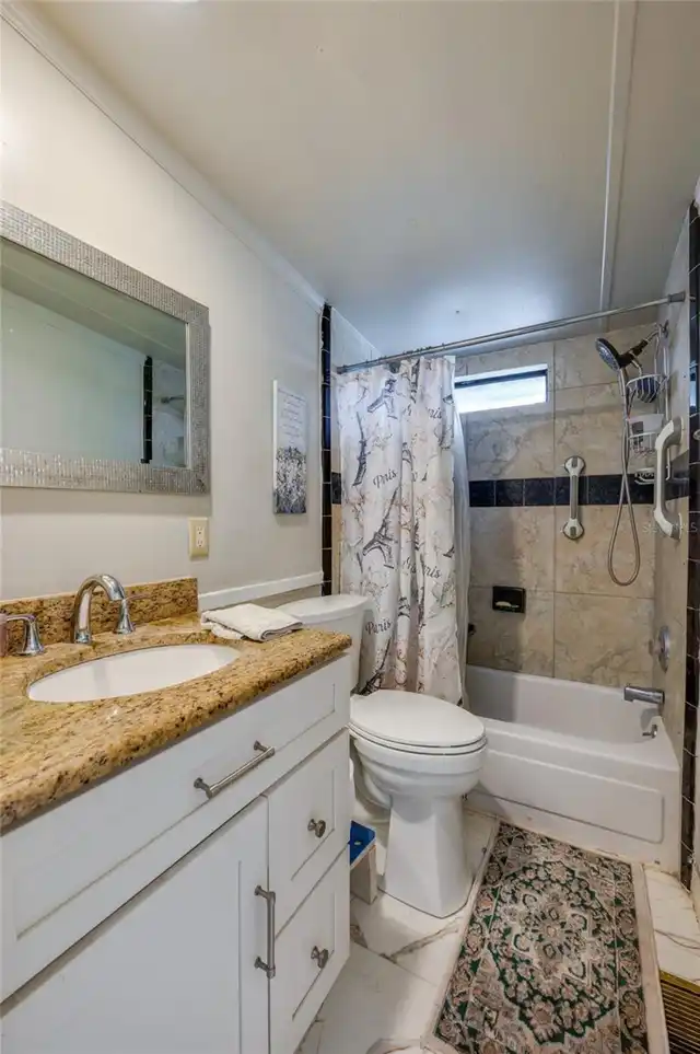 Listing Photo 22