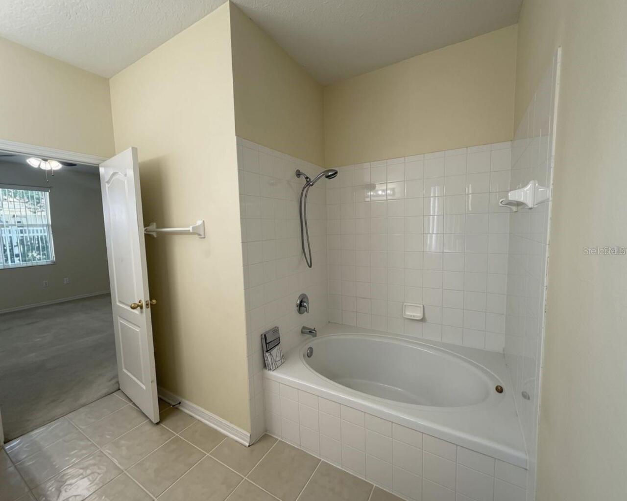 Listing Photo 15