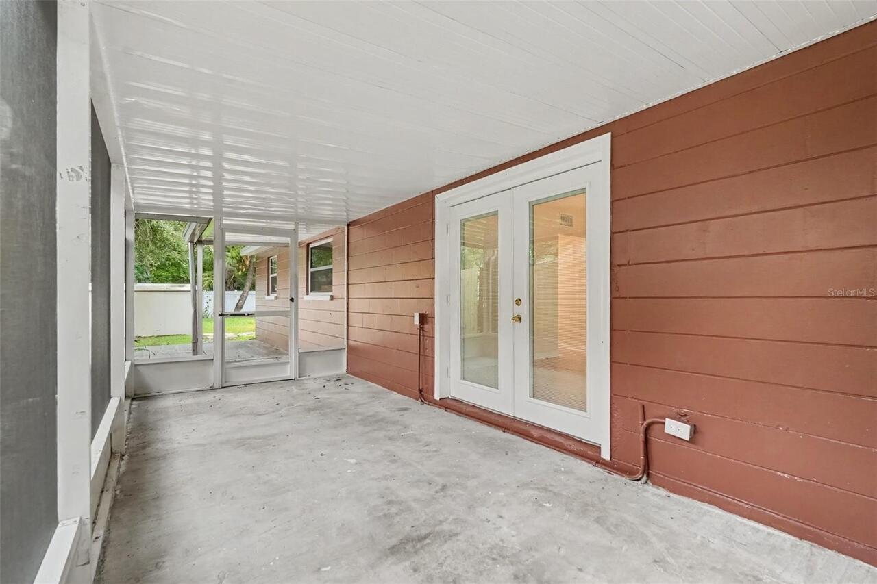 Listing Photo 11
