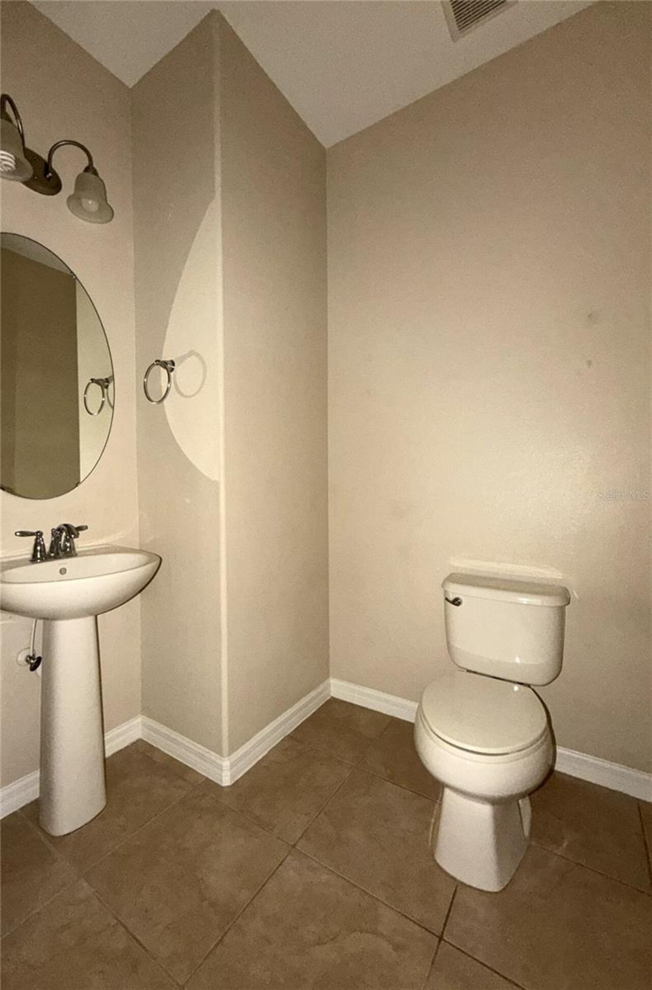 Listing Photo 9