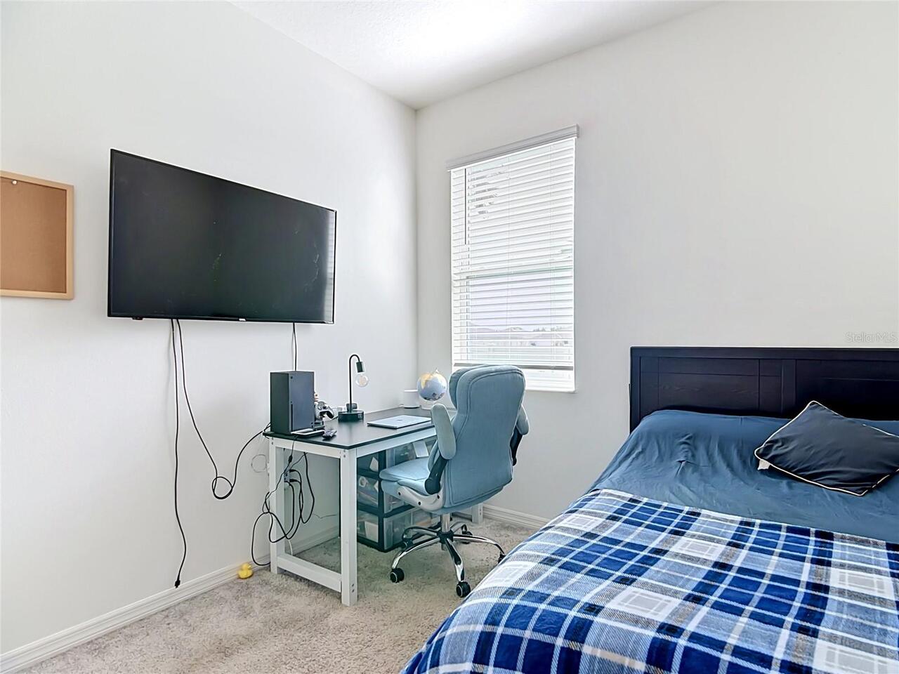 Listing Photo 16