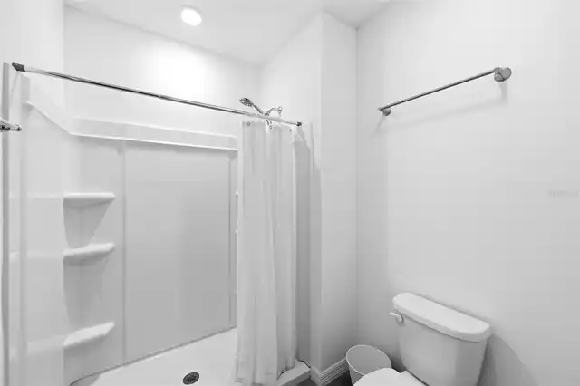 Listing Photo 32