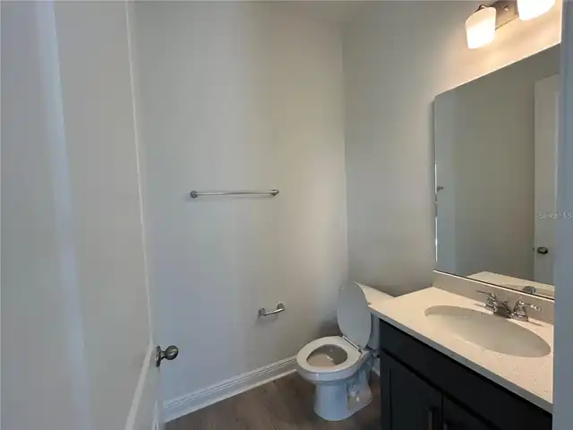 Listing Photo 9