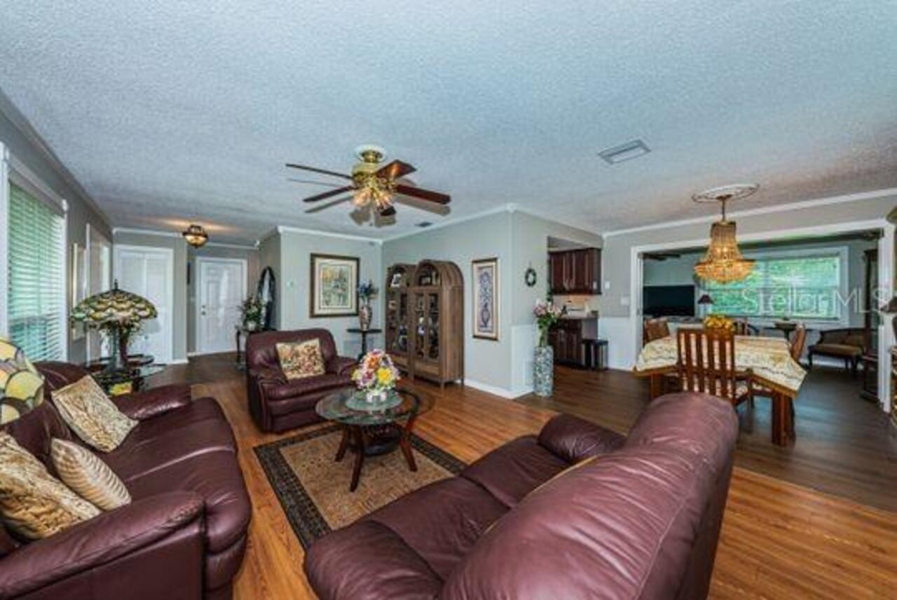 Listing Photo 7