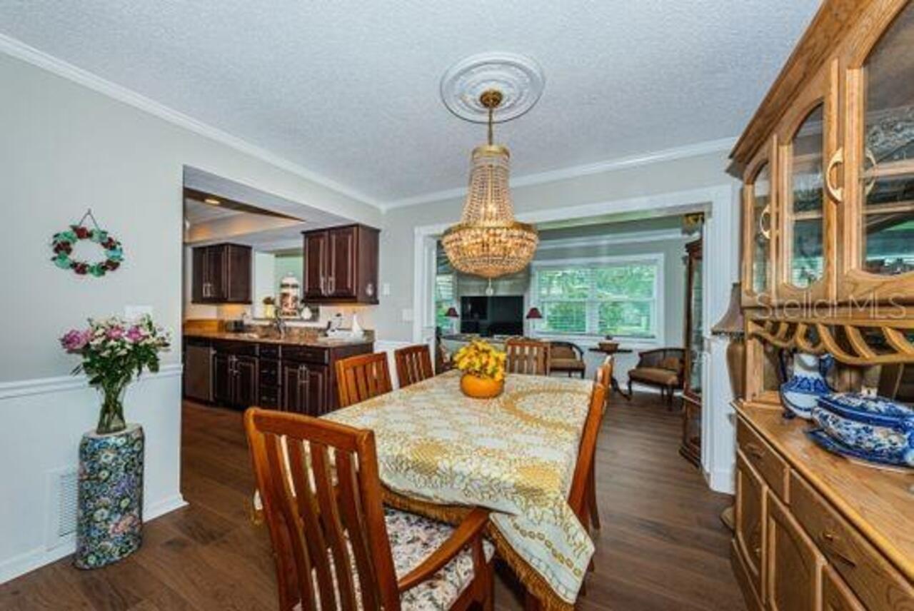 Listing Photo 10