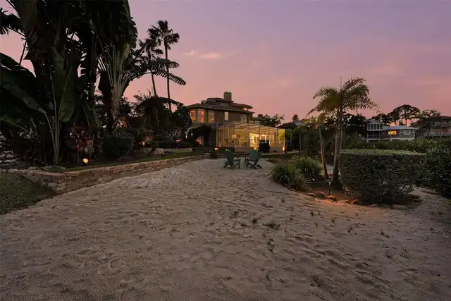 Listing Photo 18