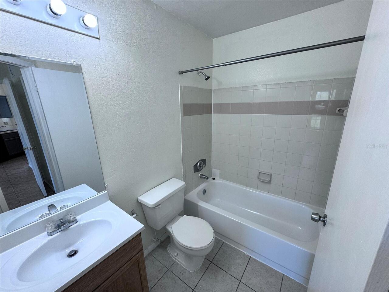 Listing Photo 9