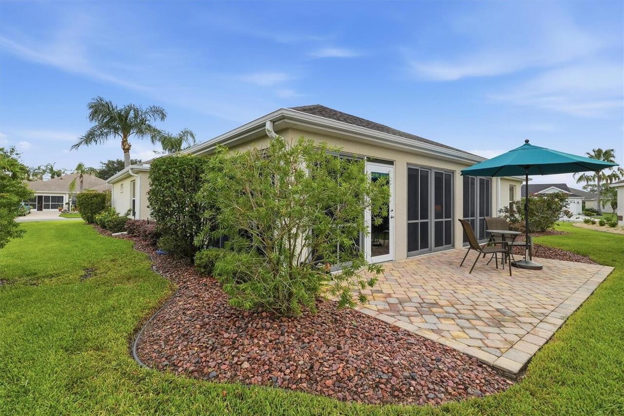 Listing Photo 10