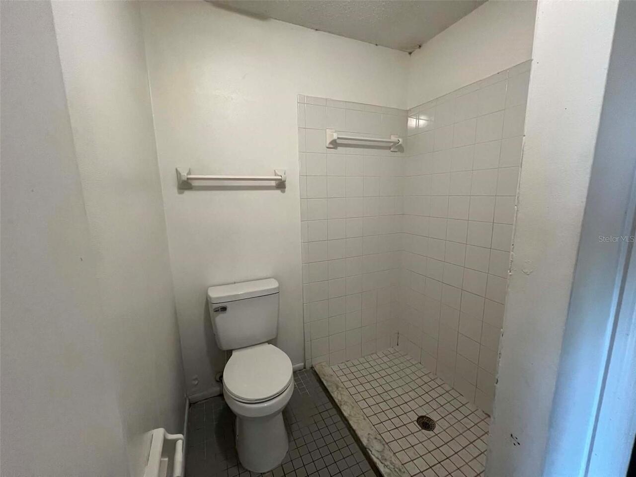Listing Photo 6