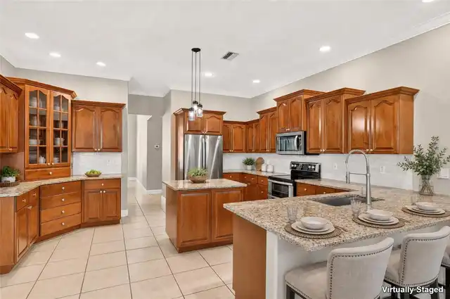 Listing Photo 15