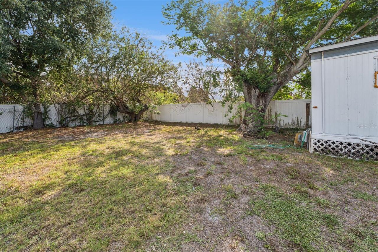 Listing Photo 14
