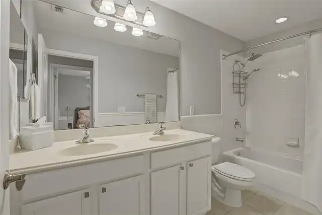 Listing Photo 17