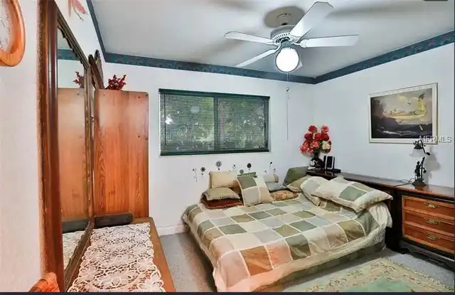 Listing Photo 16