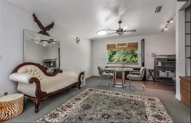 Listing Photo 21