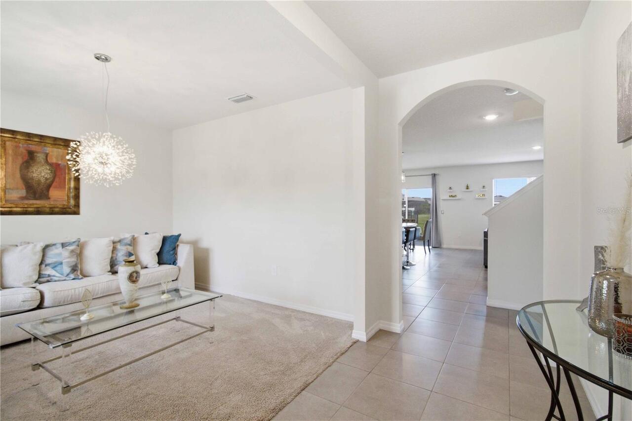 Listing Photo 10
