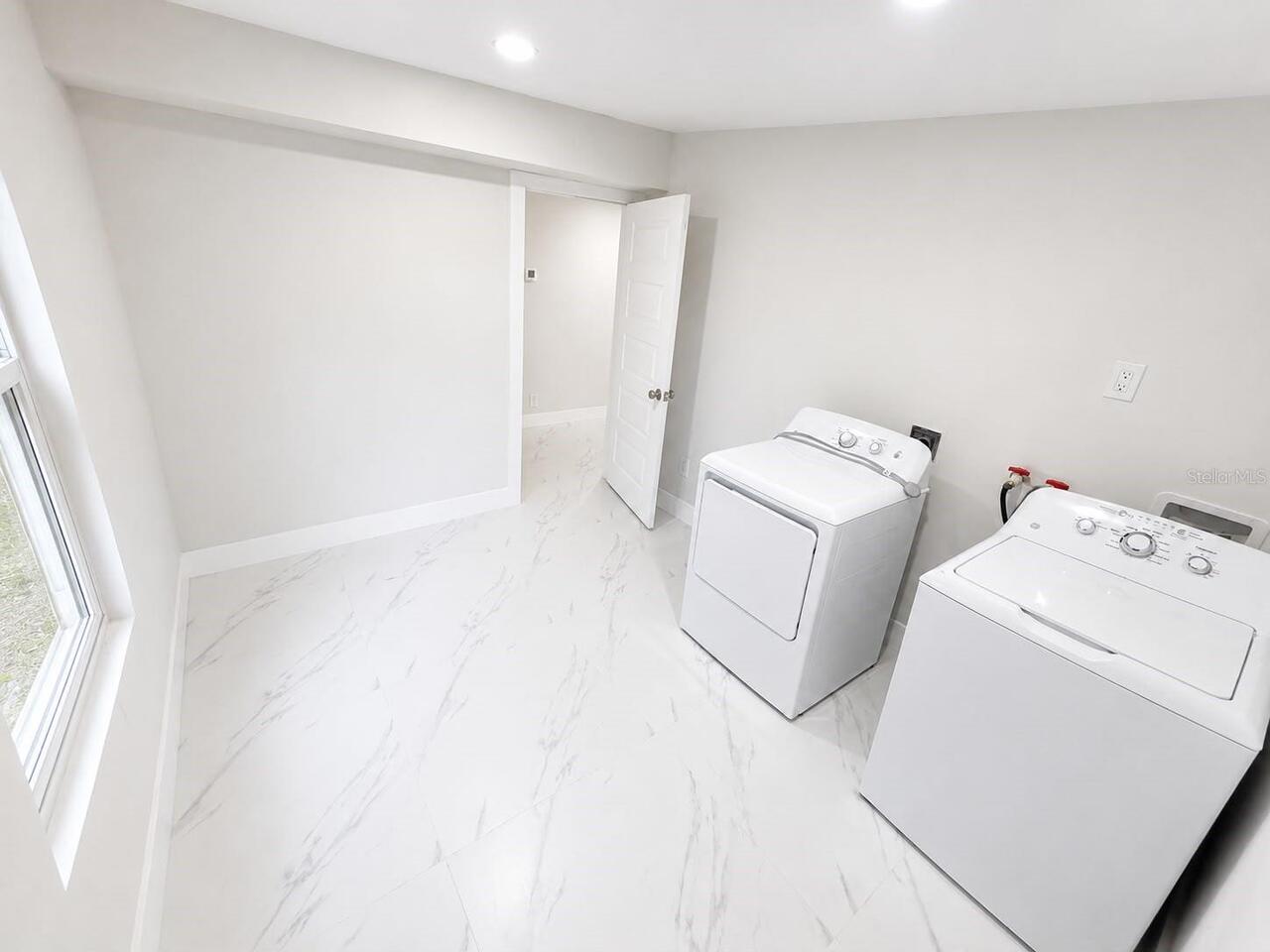 Listing Photo 16