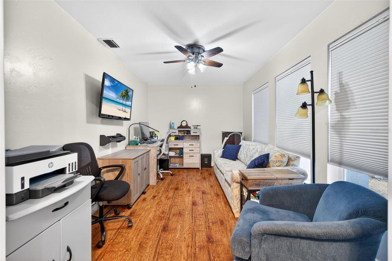 Listing Photo 10