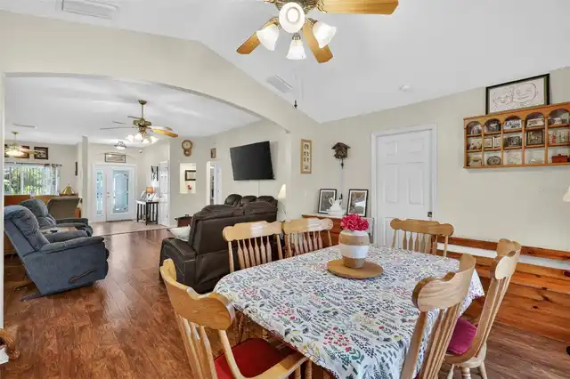Listing Photo 21