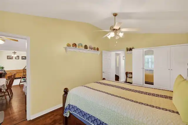 Listing Photo 41