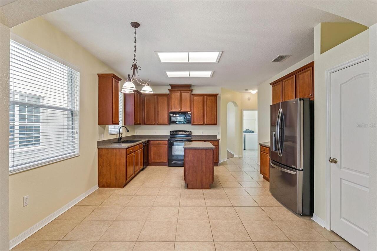 Listing Photo 14