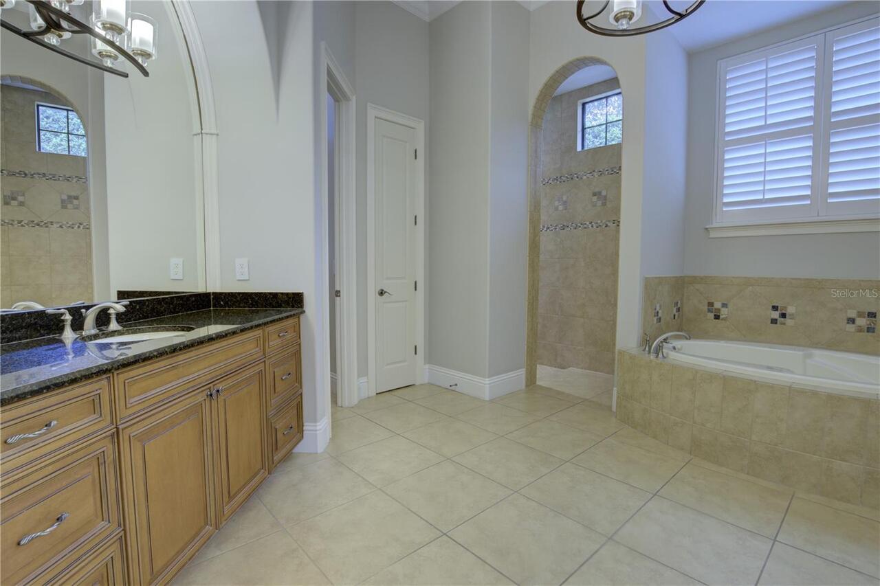 Listing Photo 42