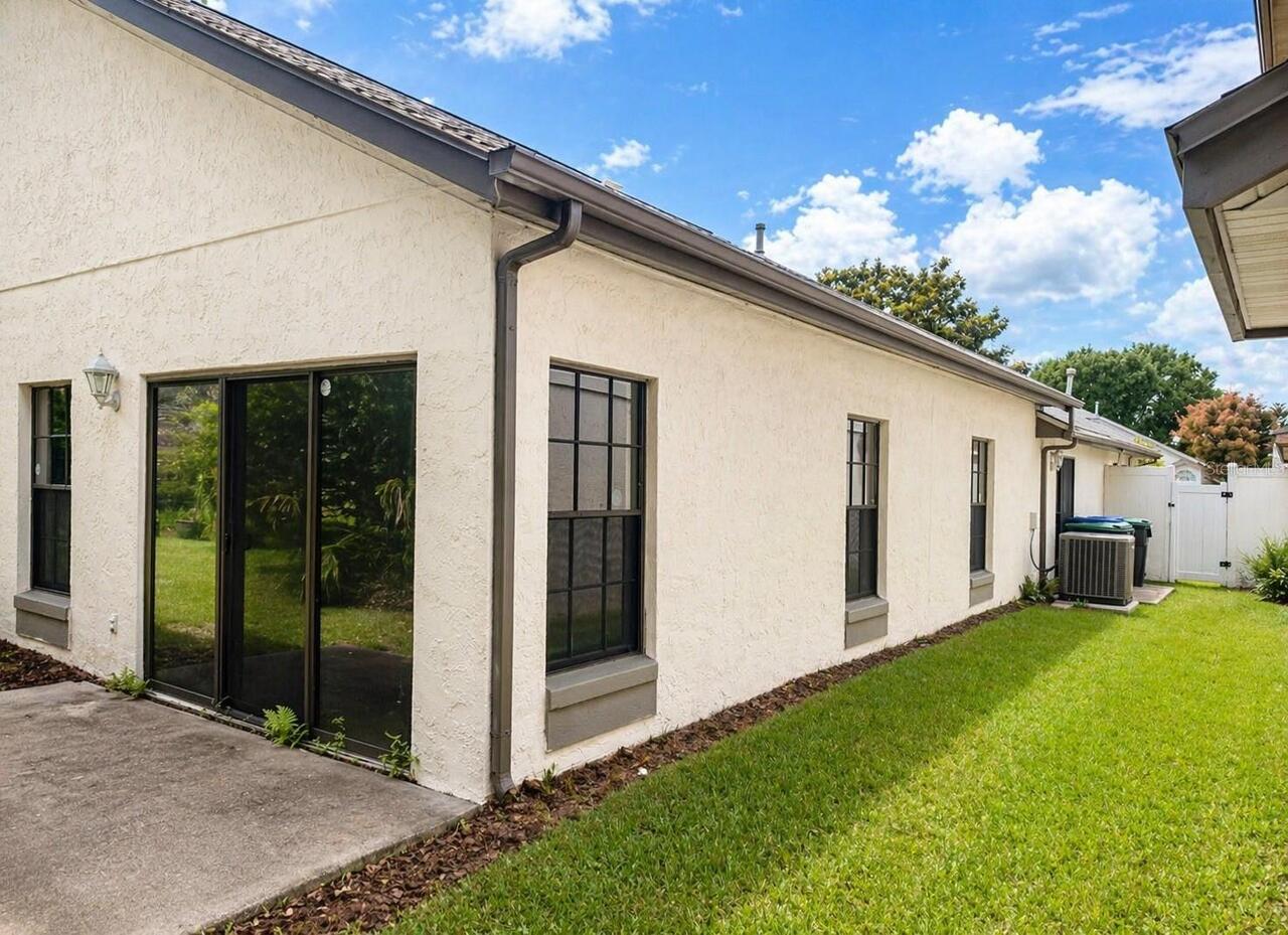 Listing Photo 17
