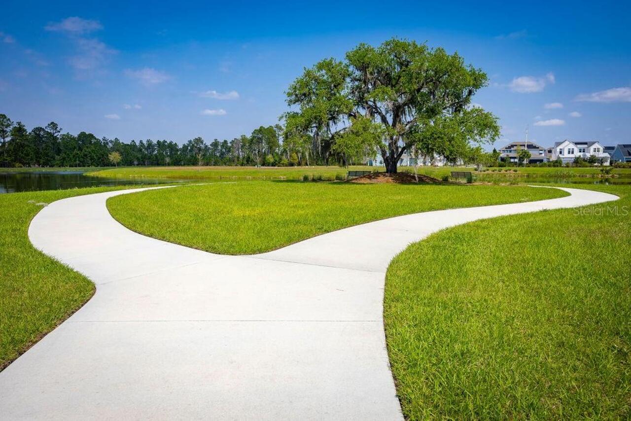 Listing Photo 9